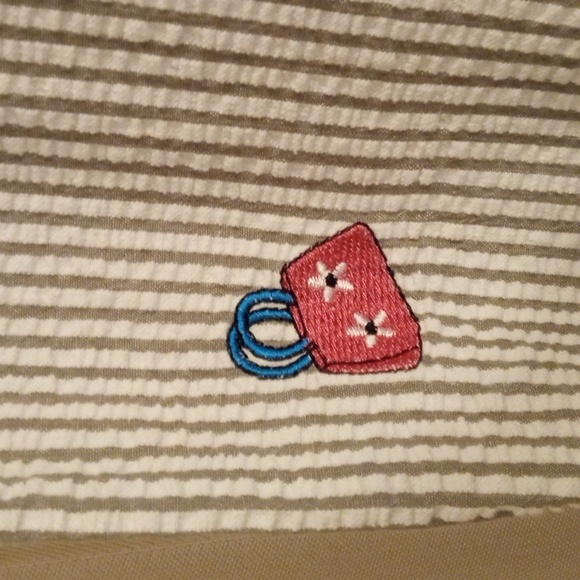 AUTOGRAPH NEW YORK Pin Striped Embroidered Capri Pants - Picture 5 of 12